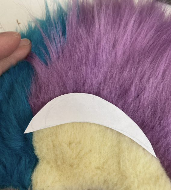 Eyebrow template on fur